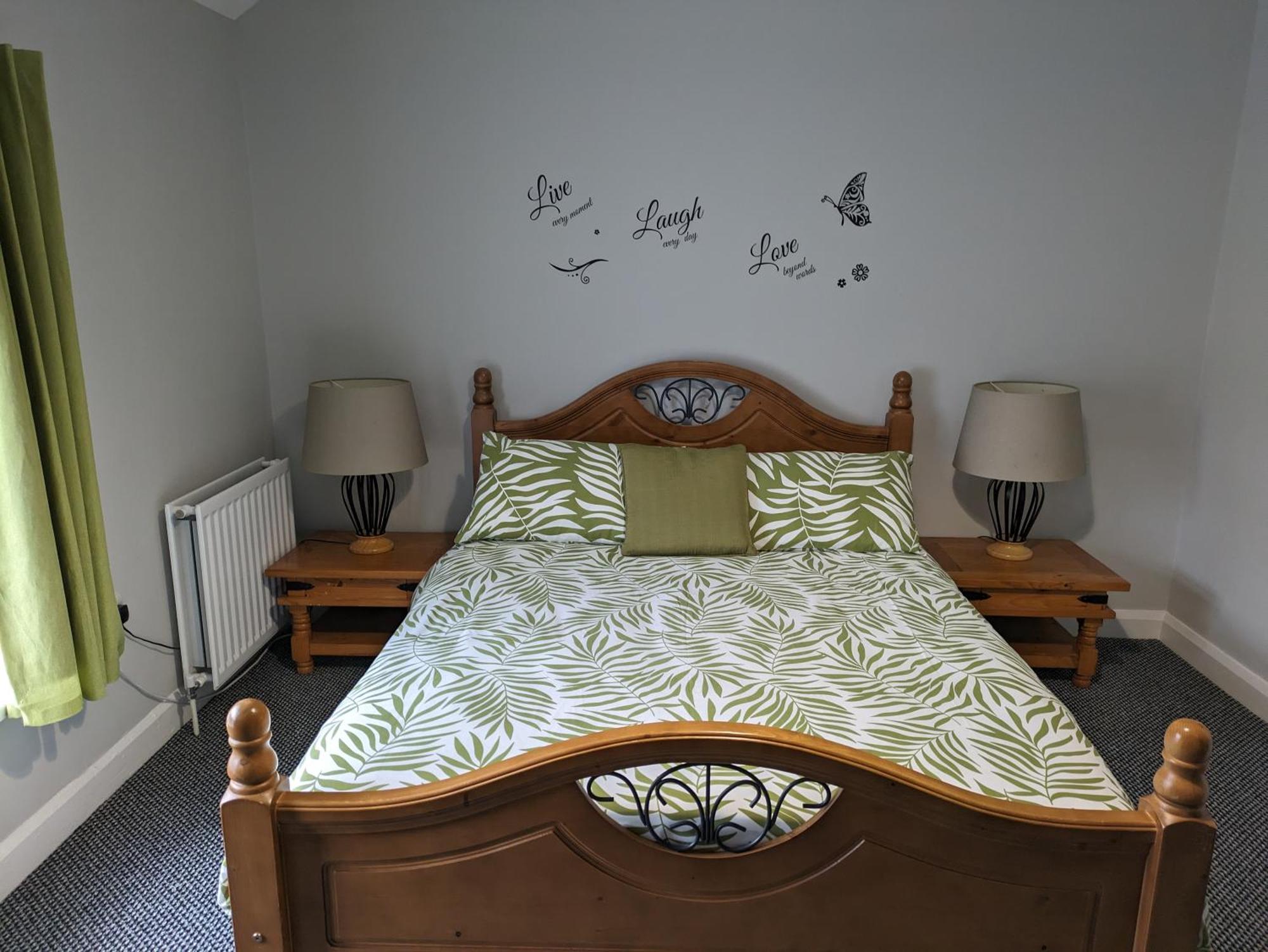 Maire Toireasa - Cosy Refurbished Property In The Gaeltacht Quarter Belfast Luaran gambar