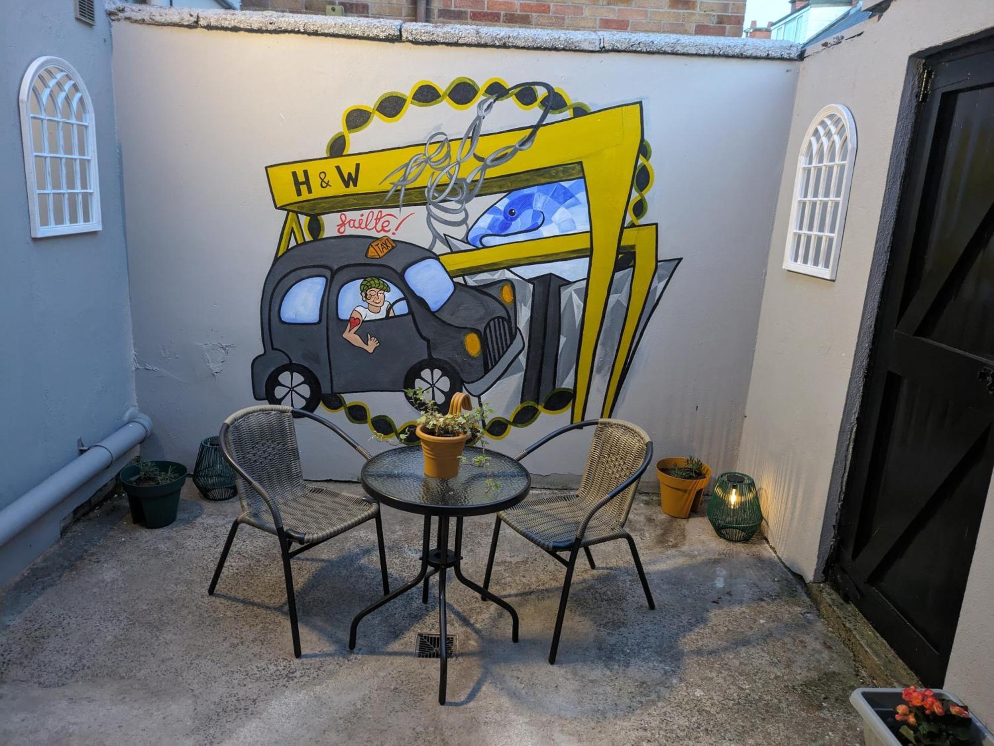Maire Toireasa - Cosy Refurbished Property In The Gaeltacht Quarter Belfast Bilik gambar