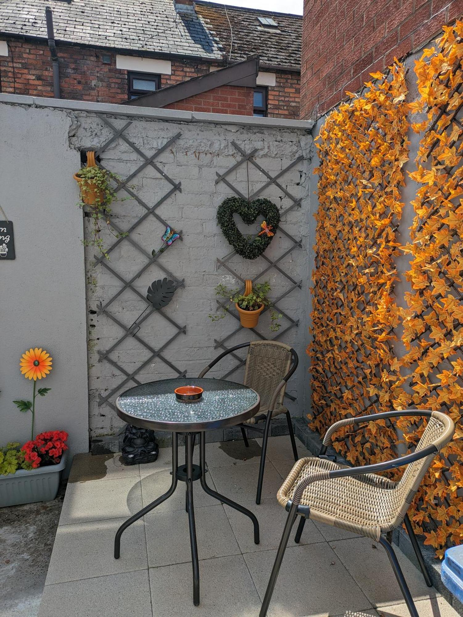Maire Toireasa - Cosy Refurbished Property In The Gaeltacht Quarter Belfast Bilik gambar
